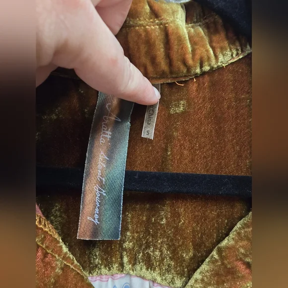 Aratta Silent Journey Velvet A Tulip Garden Jacket Size Small - Picture 9 of 12